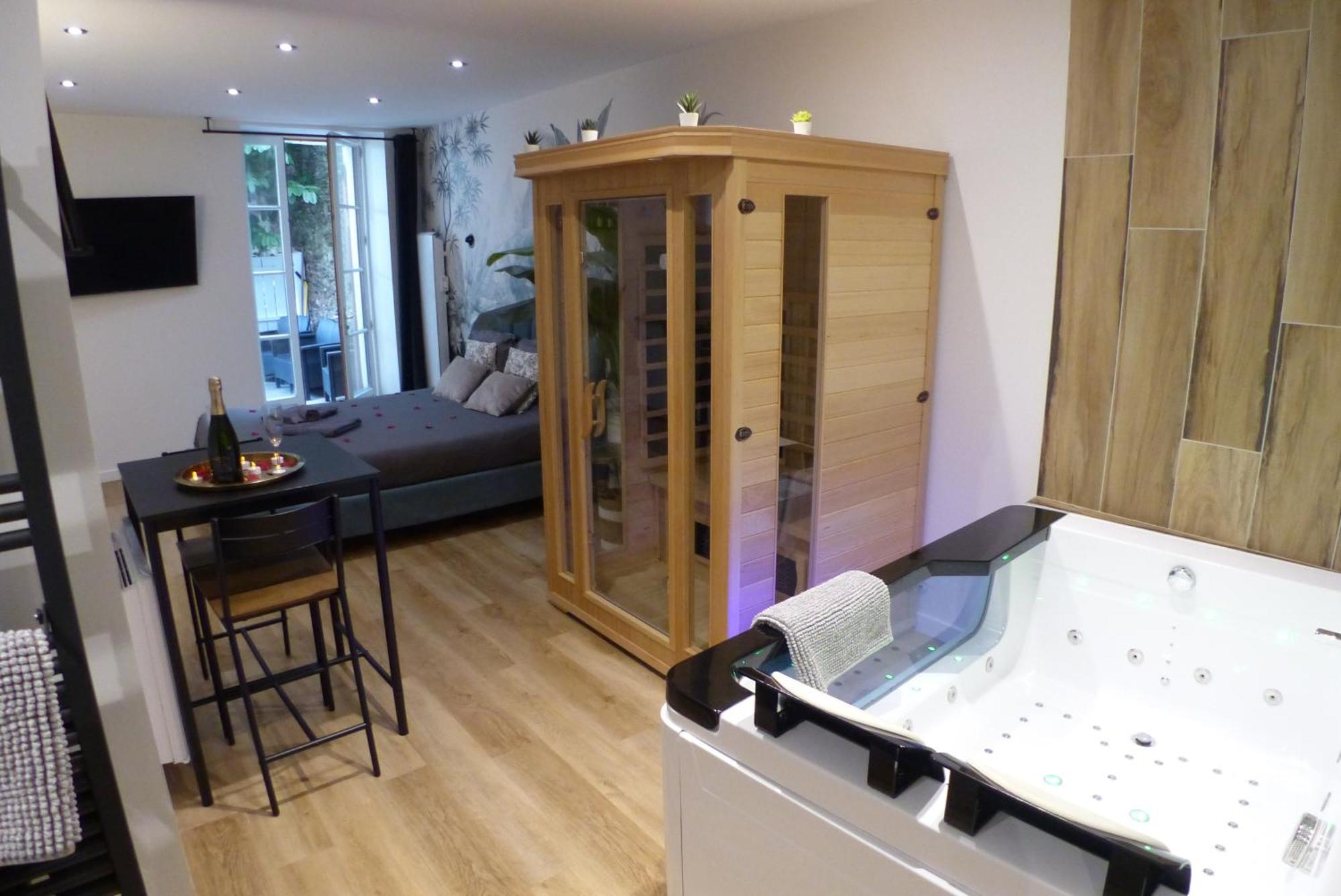 Appartement Balneotherapie Et Sauna Hyper Centre น็องต์ ภายนอก รูปภาพ